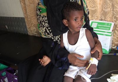 بدعم إماراتي.. عيادات طبية لأهالي الحديدة وتعز (فيديو)