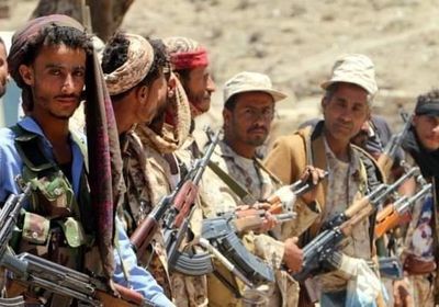  الحوثيون في الجبهات.. قتلٌ "بارز" وتجنيدٌ غاشم