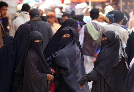  النساء وحرب الحوثي.. أجسادٌ لم تستطع مقاومة الإرهاب