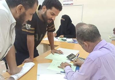 إجراءات ضد المحال الممتنعة عن سداد الرسوم بالشيخ عثمان