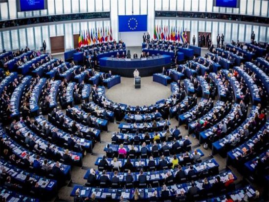 نواب بالبرلمان الأوروبي يدعون إلى إغلاق باب العضوية نهائيا أمام تركيا