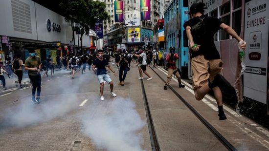 نائب ترمب مهاجما قانون هونغ كونغ الصيني: "خيانة" 