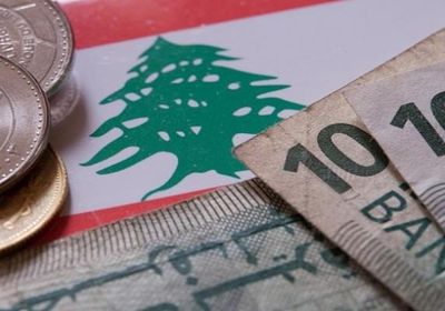 انهيار الليرة يُجبر أصحاب المحال التجارية على الإغلاق في لبنان