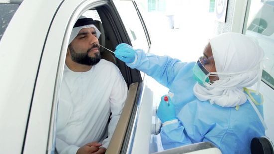 الإمارات تُسجل 3 وفيات و716 إصابة جديدة بفيروس كورونا