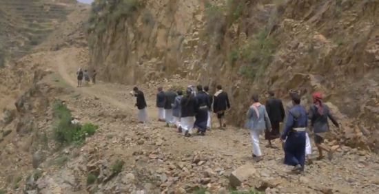 "الإنمائي" يعلن إعادة تأهيل طرق وعرة بعمران