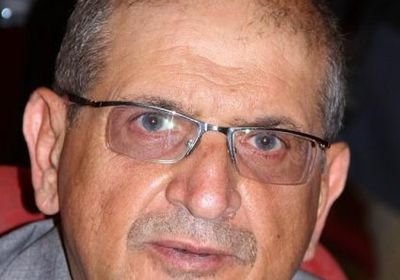 وزير في حكومة الحوثي يعتكف ويشكو: سلبوا كل صلاحياتي