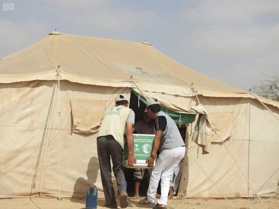 "سلمان للإغاثة" يوزع 600 سلة غذائية في حجة