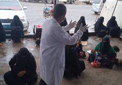 في ردفان.. توعية مستفيدي الحوالات الطارئة بكورونا