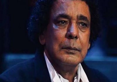 لهذا السبب.. وجه محمد منير رسالة اعتذار لـ فتيات مصر