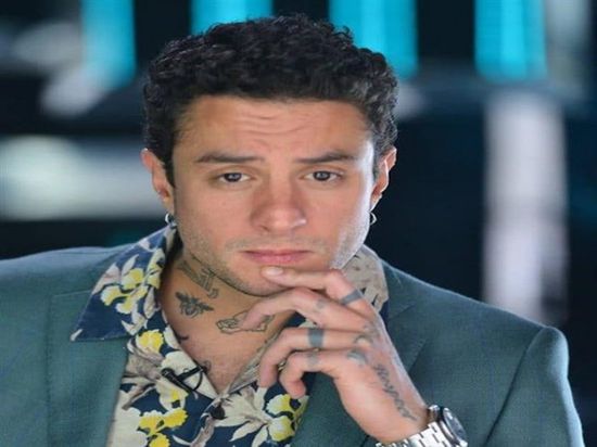 بالفيديو.. حقيقة ظهور ابن ألماني لـ أحمد الفيشاوي