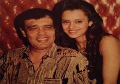 رشا سامي العدل تحيي الذكرى الخامسة لوفاة والدها