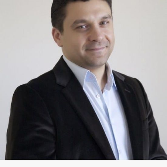 الشريف مُعلقًا على أزمة آيا صوفيا: الهروب من الواقع