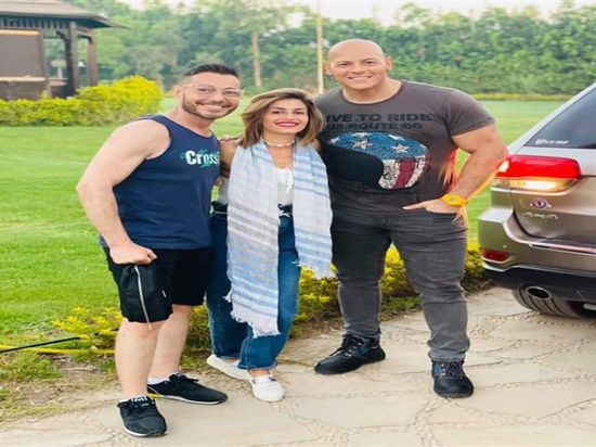 أحمد زاهر بصحبة منة فضالي وأحمد التهامي من كواليس "زنزانة 7"