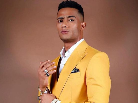 محمد رمضان يغني "كورونا فيروس" في أحدث ظهور (فيديو)