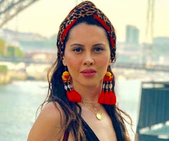 ياسمين رئيس تتعاقد على فيلمين جديدين مع أحمد السبكي