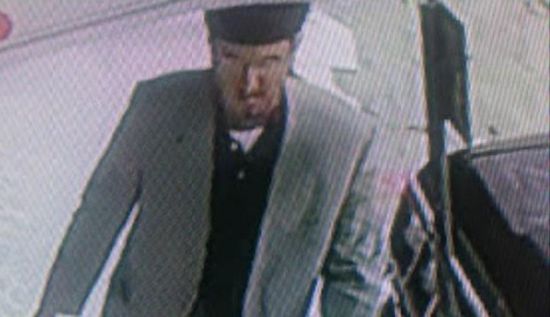 تعميم صورة متهم بالتزوير في لبعوس بلحج