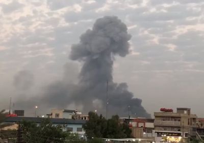  اندلاع حريق ضخم في مجمع "كاويان فريمان" الصناعي بإيران