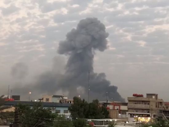  اندلاع حريق ضخم في مجمع "كاويان فريمان" الصناعي بإيران