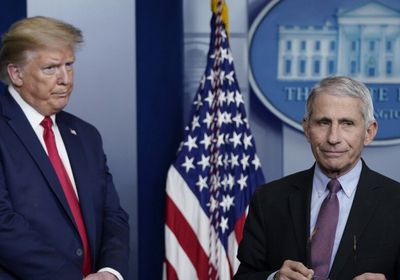 البيت الأبيض يكشف حقيقة وجود خلافات بين ترامب وفاوتشي