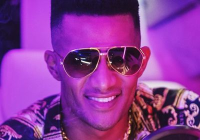 محمد رمضان ينشر صورة جديدة من كليب "تيك توك"