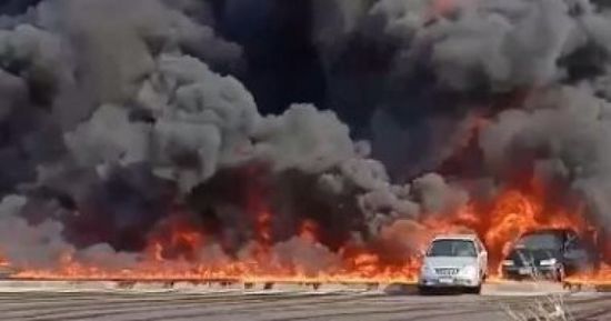 مصر.. اندلاع حريق هائل بطريق الإسماعيلية الصحراوي