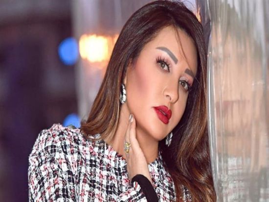 لطيفة تستعد لطرح كليب "رد الباب وغرب"