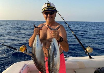 راغب علامة يستعرض مهاراته في الصيد (فيديو)