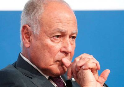 أمين الجامعة العربية: إيران وراء تمسك الحوثي بالقتال