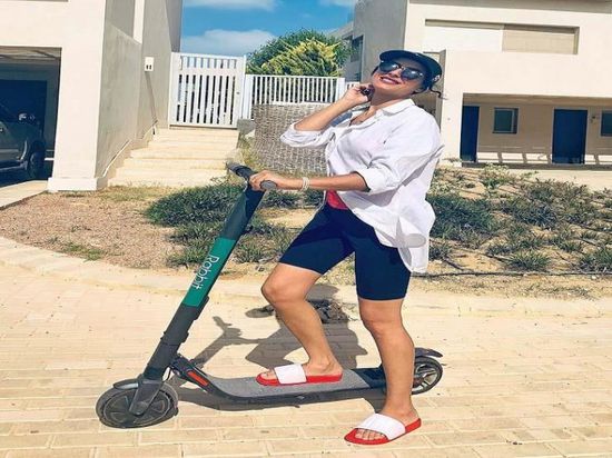 ريهام أيمن بـ "سكوتر" في أحدث ظهور لها (صور)