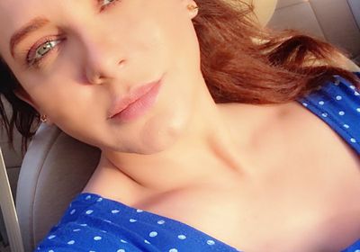 أول رد لـ سلاف فواخرجي بعد الهجوم عليها بسبب بوستر "شارع شيكاغو"