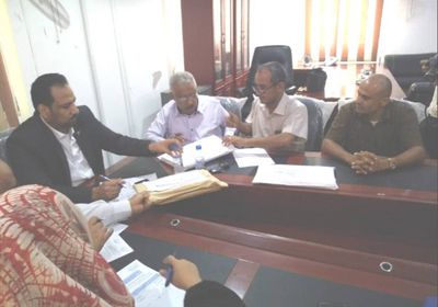 2.3 مليار ريال لصيانة الطرق في ردفان وحبيل جبر وطور الباحة