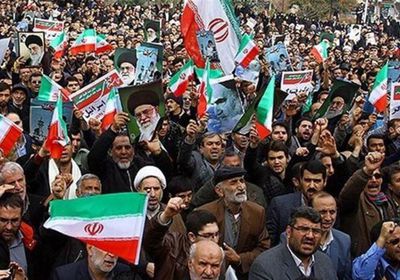 محتجون إيرانيون: اقتصاد بلادنا سيئ ولا يمكننا النجاة منه