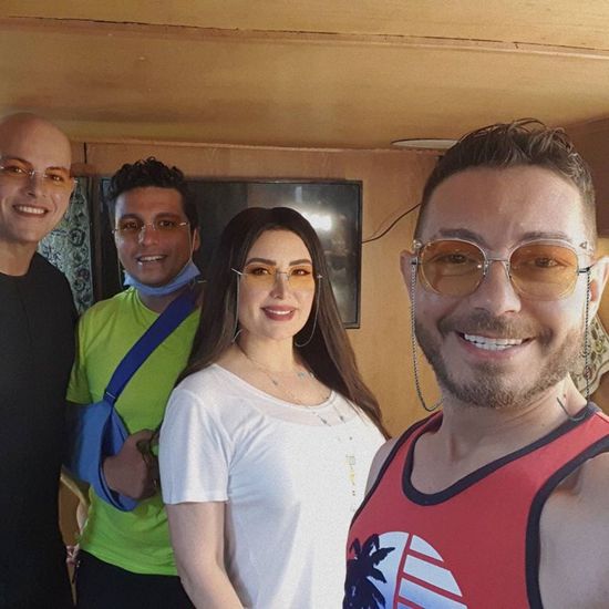 بالصور.. عبير صبري تحتفل بانتهاء تصوير "زنزانة 7"