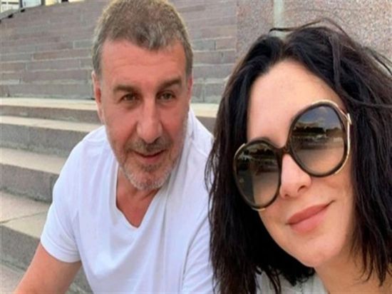 وائل رمضان يدافع عن زوجته سلاف فواخرجي بهذه الطريقة