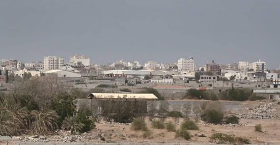 "المشتركة" تعاقب مدفعية الحوثي على قصف الصالح