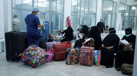 التحالف العربي يتكفل بنقل المسافرين من المهرة لسقطرى