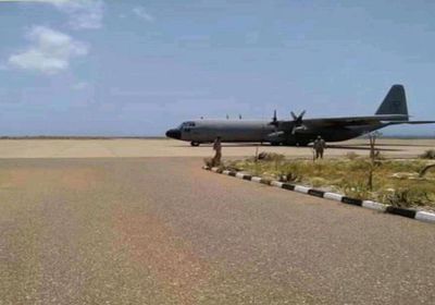 وصول أولى رحلات الجسر الجوي بين سقطرى والمهرة