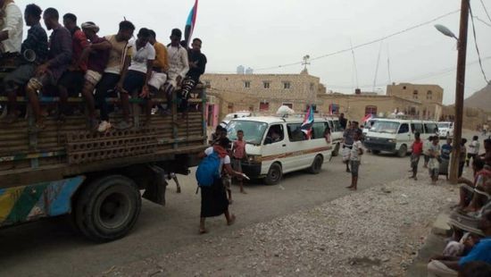 بجموع غفيرة.. مديرية حجر تُلبي نداء المكلا