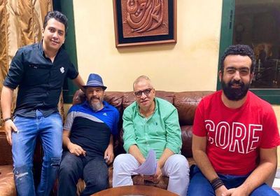 عمرو عبدالجليل يتعاقد على فيلم "تحت تهديد السلاح"