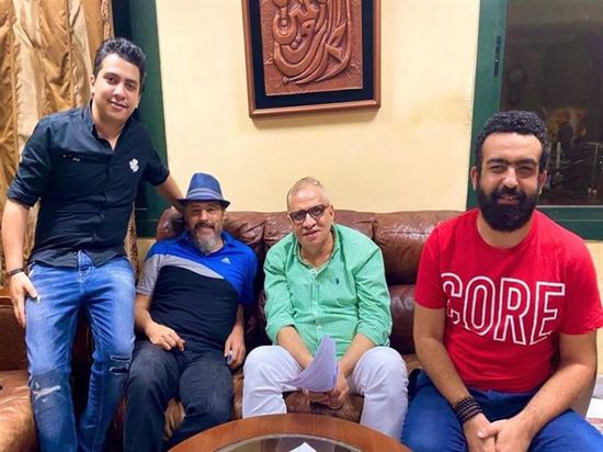 عمرو عبدالجليل يتعاقد على فيلم "تحت تهديد السلاح"