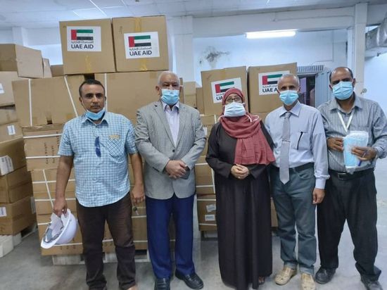 قدمتها الإمارات.. إغاثة الانتقالي بعدن تتلقى مساعدات طبية