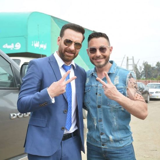 أحمد زاهر ينشر صور جديدة من كواليس "زنزانة 7"