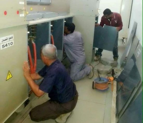 جهود لإنهاء انقطاعات الكهرباء بالمعلا والتواهي