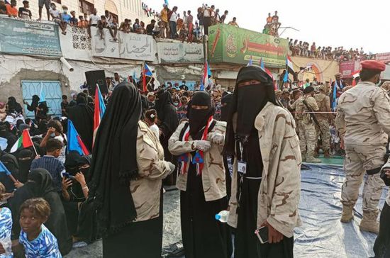 مشاركة نسوية تُزين مليونية المكلا (صور) 