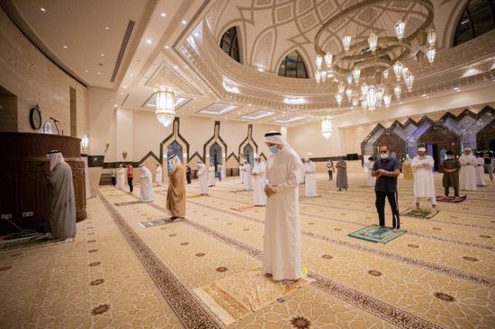  بهذا الإجراء.. الإمارات تُعيد فتح المصليات بالمراكز التجارية