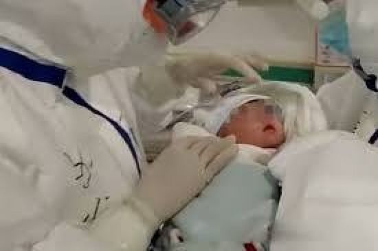 مقاطعة بتكساس تُسجل 85 إصابة لرضيع بفيروس كورونا