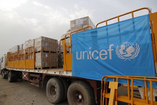 يونيسف تستقبل شحنة أدوية في مطار عدن