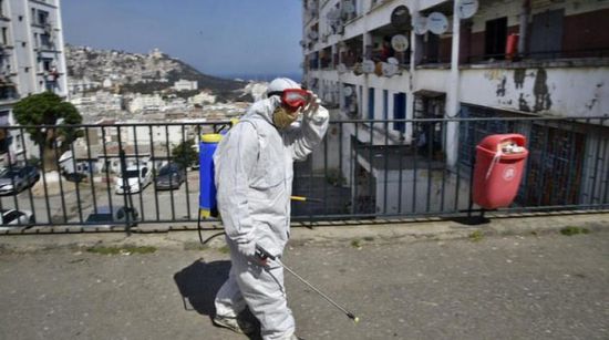  توقعات بإصابة نصف الشعب الجزائري بفيروس كورونا