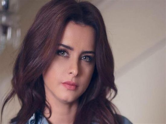 نور تستعيد ذكرياتها مع فيلم "فانلة وشورت وكاب"