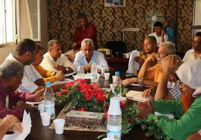 "تنفيذي الشيخ عثمان" يبحث آليات تعزيز إيراداته